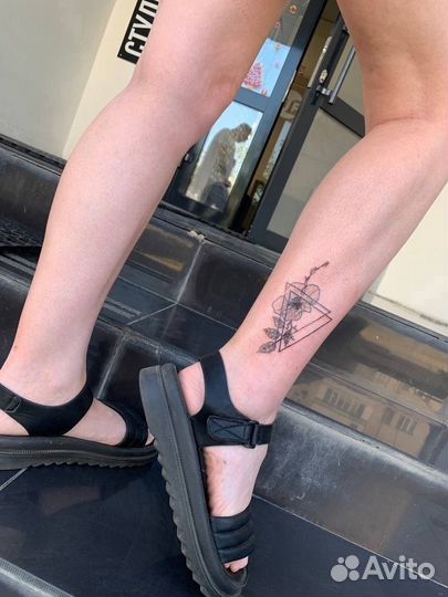 Модель на тату