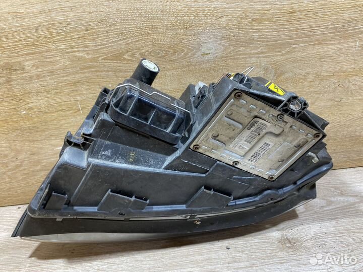 Фара правая Audi A4 B6 142628