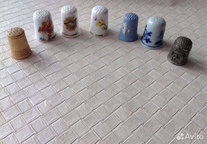 Коллекция сувенирных напёрстков цена договорная