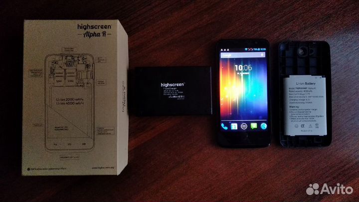Смартфон Highscreen Alpha R