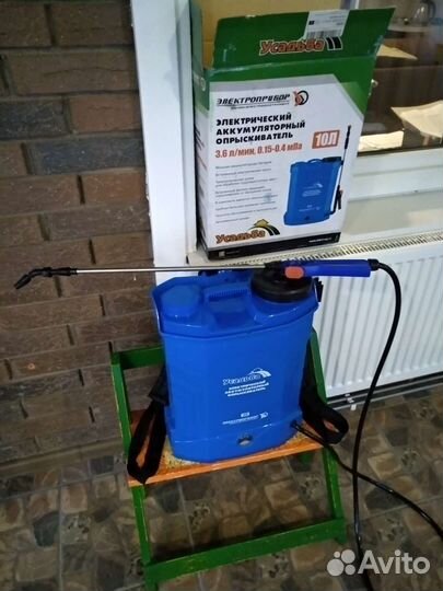 Опрыскиватель аккумуляторный усадьба