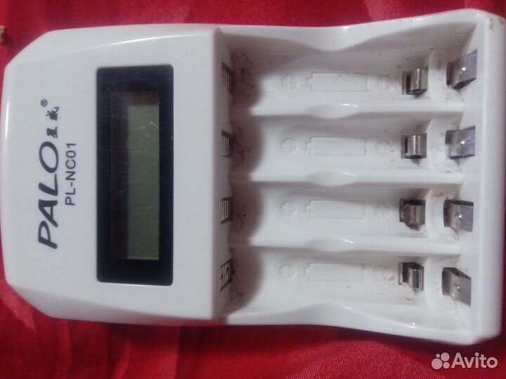 Зарядное устройство пальчиковых аккумуляторов