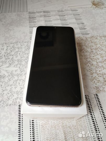 HONOR 20 Lite (RU), 4/128 ГБ