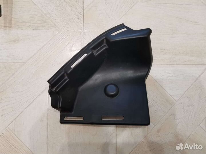 Mercedes w253 glc вставка заглушка бампера правая