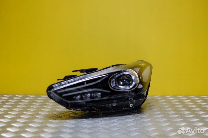 Brak numeru CZI hyundai genesis g - фара фара full