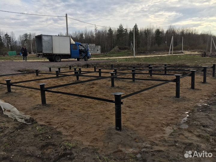 Винтовые сваи с монтажом