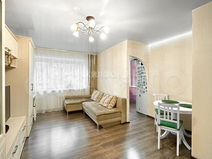 3-к. квартира, 55 м², 1/5 эт.