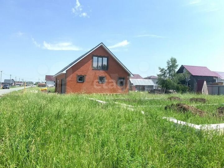 Дом 158,9 м² на участке 6,4 сот.