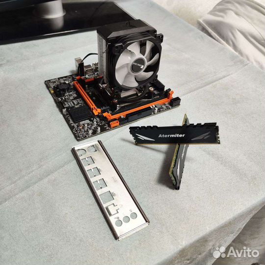 Комплект xeon e5 2620 v3 LGA 2011, 32gb DDR4,кулер