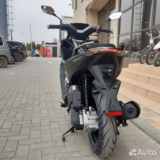 Скутер Regulmoto Grido (LJ175T-18) (В наличии)