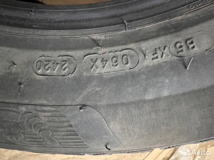 Michelin X-Ice North 4 SUV 235/60 R18