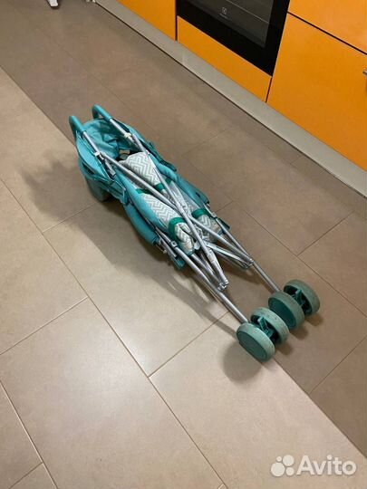 Коляска-трость