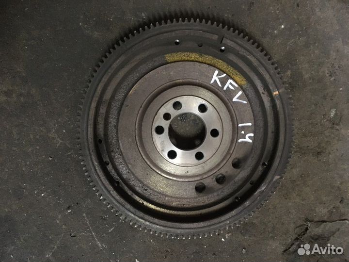 Маховик двигателя KFV (Peugeot 206)