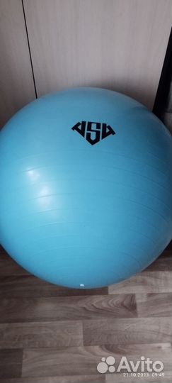 Мяч гимнастический