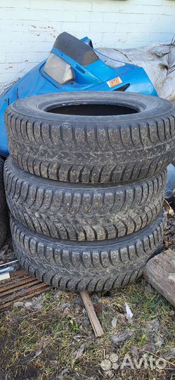 Bridgestone Ice Cruiser 5000 245/70 R16