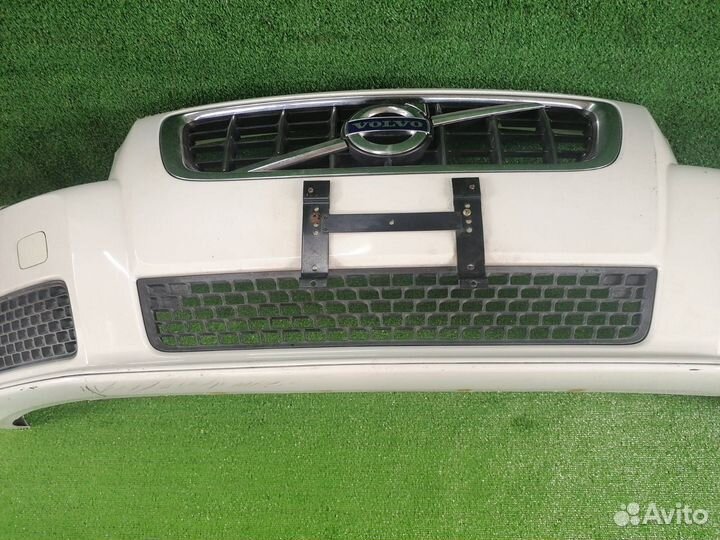 Бампер передний Volvo V70