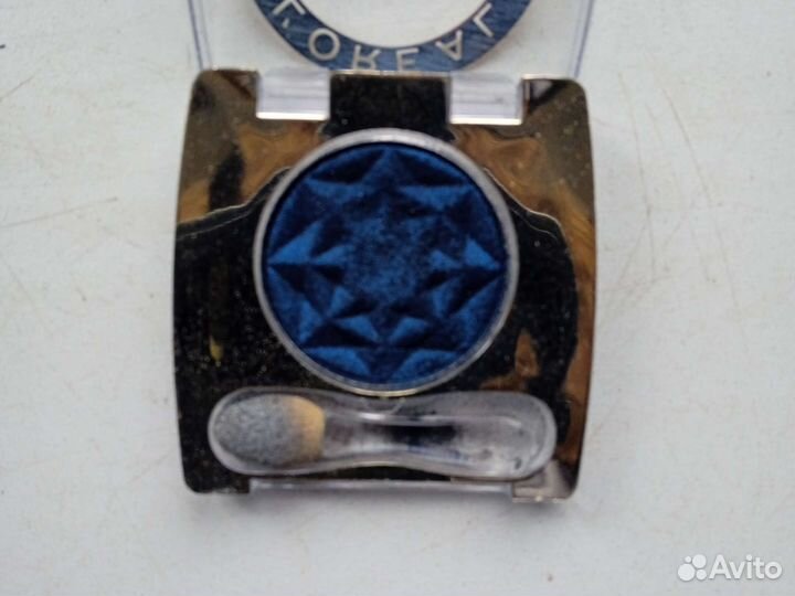 Тени для век