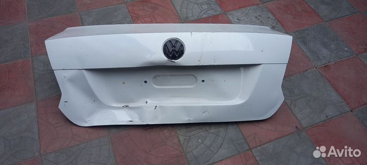 Крышка багажника Фольксваген polo