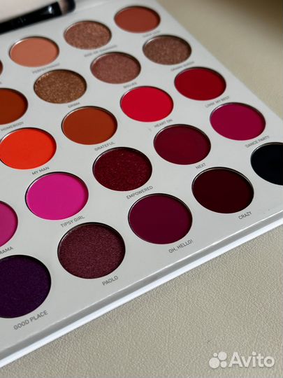 Палетка теней Jaclyn Hill (35 цветов)