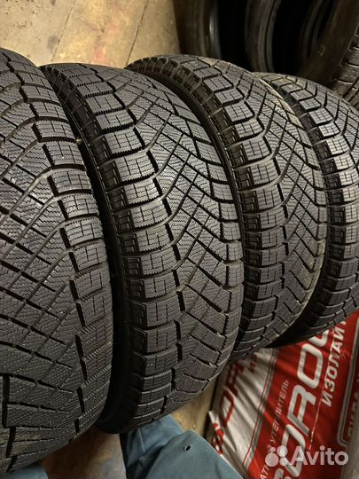 Pirelli Ice Zero FR 185/65 R15 92T