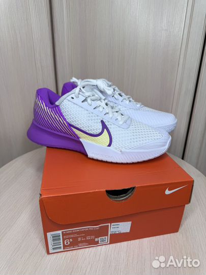 Теннисные женские кроссовки Nike Vapor Pro 2 HC