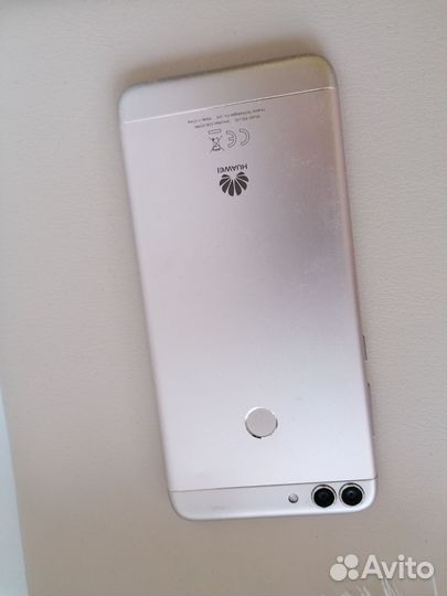 HUAWEI P Smart, 3/32 ГБ