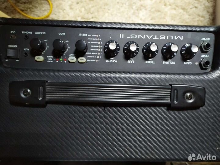 Комбо.vox AD 30 VT. Fender40.Roland 30.Roland micr