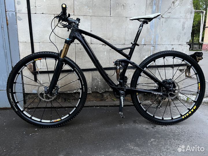Горный велосипед Canyon Nerve Al 9.9 SL колеса 29
