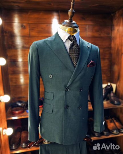 Продавец консультант одежды