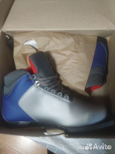 Лыжные ботинки marax 350 45рр