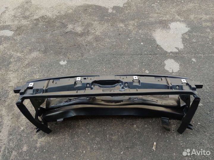 Воздуховод панель радиатора BMW F30