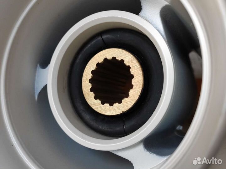 Винт гребной Yamaha 60-140 3x13-1/4x17-К