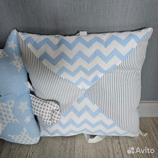 Подушка, бортик на кроватку