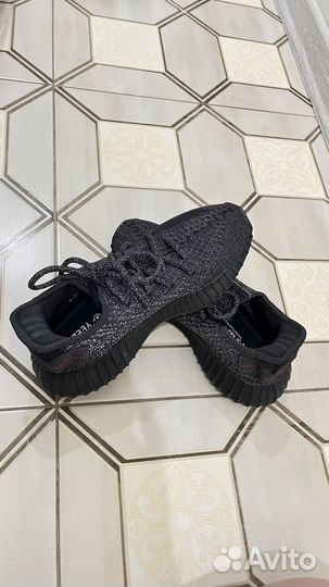 Кроссовки adidas yeezy boost 350 v2