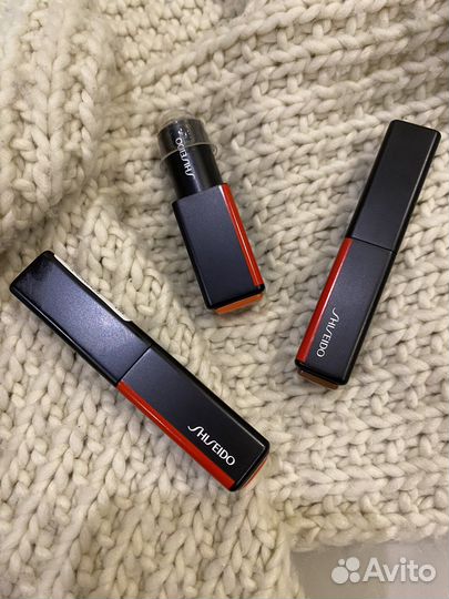 Shiseido помада