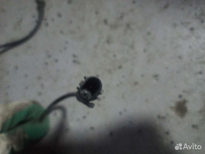 Датчик ABS передний Mercedes-benz W211 E211