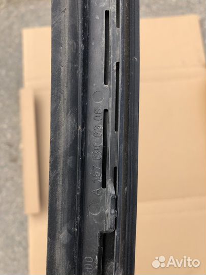 Водоотвод, молдинг лобового левый W167 GLE