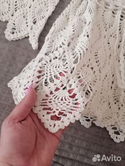 Кофточка вязаная