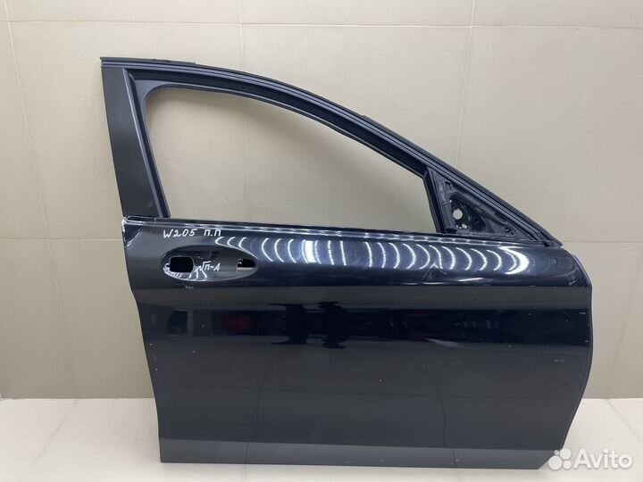 Дверь передняя правая Mercedes C-Class W205