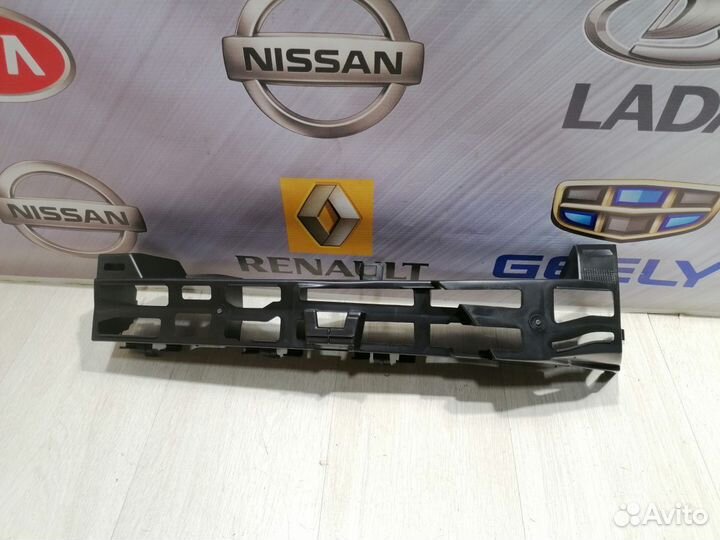 Абсорбер перед бампера renault duster Лев