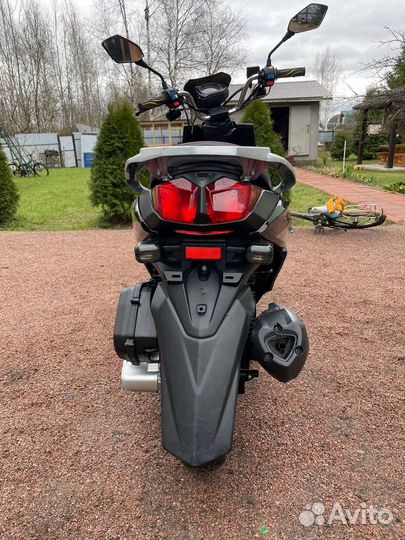 Скутер Vento Wizard