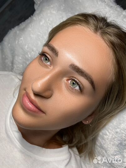 Микроблейдинг бровей