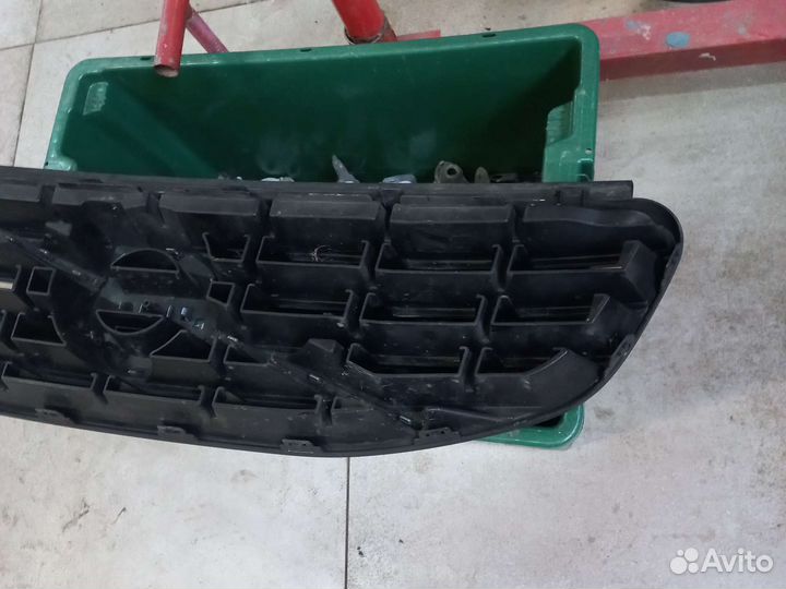 Решетка радиатора на Volvo XC60 13-17
