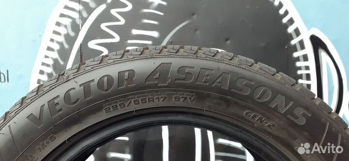 Goodyear Vector 4Seasons Gen-2 225/55 R17