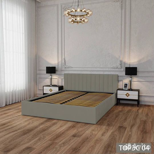 Кровать двуспальная с матрасом