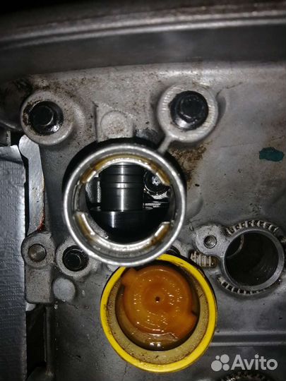 Двигатель Renault K4M Ниссан Альмера Рено Ларгус