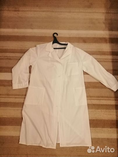 Медицинский халат. 52-54 размер. Х/Б