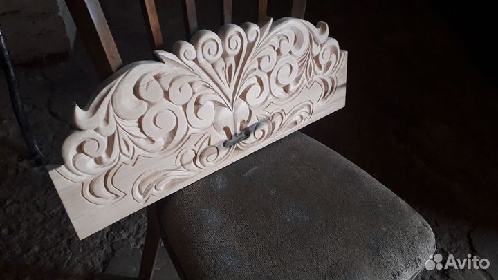 Восстановление резных элементов мебели