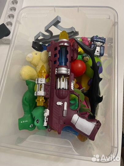 Контейнер с игрушками