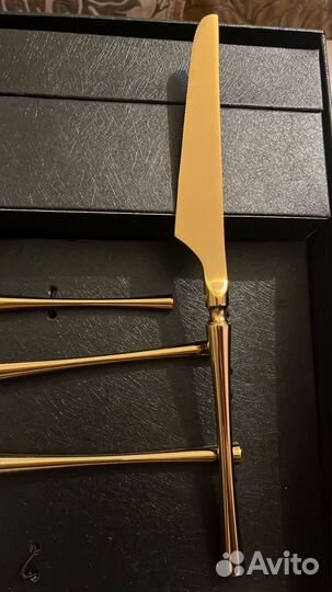 Набор столовых приборов на 6 персон